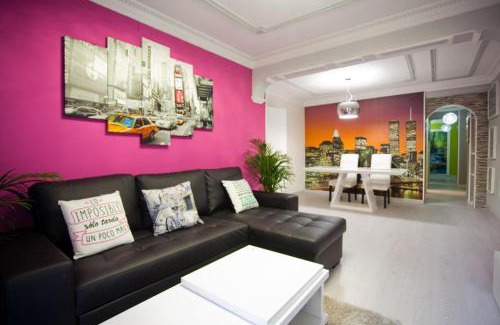 Ciutat Jardi Apartment | 4-Bed Sleeps 7 Free Parking