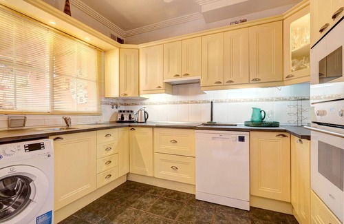 Torrequebrada Ski Chalet | Oceanfront Celtic House with Pool & Spa in Benalmadena