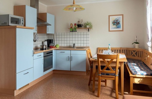 Loogh Apartment | 4-bed vacation apartment "Igelheim" - Ferienhof An der Lay