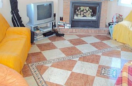 Moclin Villa | 4 bed Villa & Apartment, pool, 4 bedrooms, 1 ensuite, 2 bathrooms, air con,
