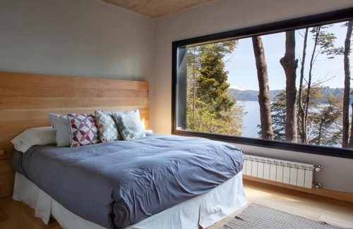 Centro House | Modern Lake House Retreat with Pool and Ocean Views