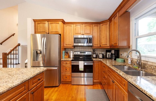 Pineville House | Inviting 4 Bedroom Retreat Near Carowinds with Lake Views