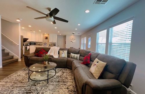 Wetmore Villa | Exceptional 4-Bedroom Villa Near UTSA and Six Flags