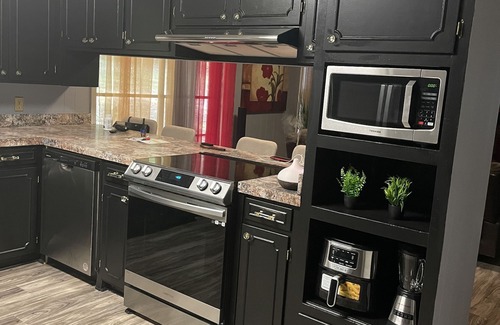 Yazoo City House | Serene 4 Bedroom House with Family-Friendly Amenities