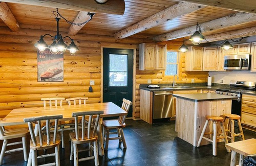 Cook Cabin | Inviting Log Cabin Retreat with Beach, Sauna & Game Room