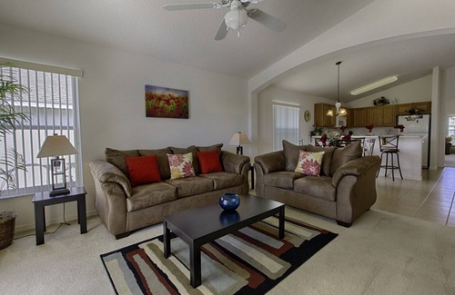Highgate Park Villa | Executive Villa with Ocean View and Private Pool Retreat