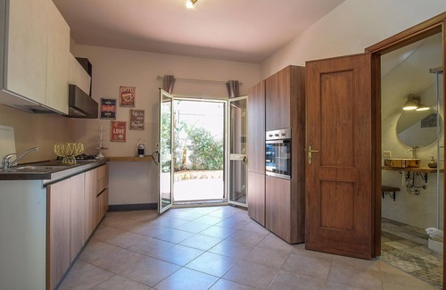 Torre Colonna-sperone House | 4 bedroom accommodation in Altavilla Milicia