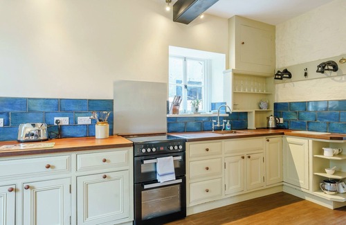 Skenfrith Cottage | Exceptional 4 Bedroom Getaway in Skenfrith, Near Monmouth