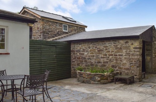 Llanddowror Cottage | 4 bedroom accommodation in Llanddowror