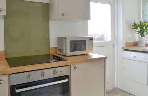 Dumfries Cottage | Ideal Base to Explore a Beautiful Town and Scenic Countryside