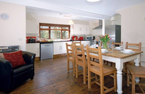 New Quay Cottage | Comfortable 4-Bedroom Accommodation in New Quay, Wales
