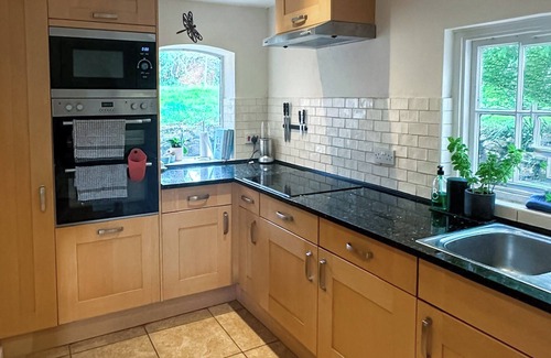 Ebford Cottage | 4 bedroom accommodation in Exeter