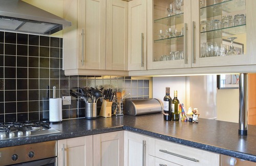 Nairn Cottage | Family-Friendly 4 Bedroom Retreat with Oceanfront Views