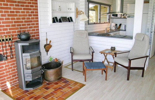 Sallingsund House | Family-Friendly 4 Bedroom Retreat in Scenic Roslev