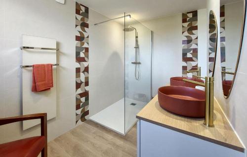 Plouezec House | Comfortable 4 Bedroom Home in Plouzec - Pet Friendly Stay