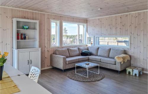 Arendal House | Family-Friendly 4 Bedroom Home in Beautiful Færvik