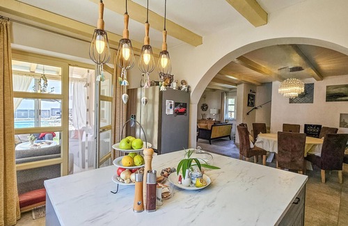 Kastelir House | Family-Friendly 4 Bedroom Retreat in Kastelir with Pool