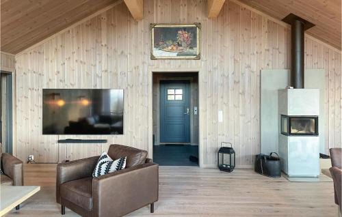 Nord-Fron House | Beautiful Home in Kvam with WiFi & 4 Bedrooms for Families