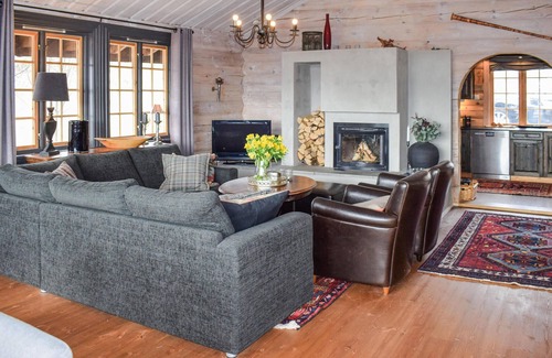 Nore og Uvdal House | Experience an Unforgettable Vacation with Stunning Mountain Views