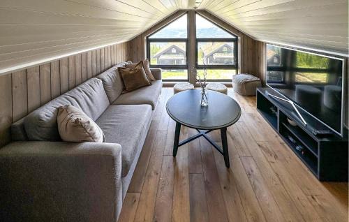 yer House | Delightful 4-Star Home in Yer with Family-Friendly Kitchen