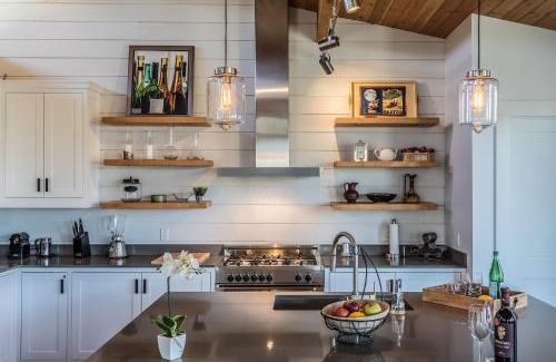 Mont-Tremblant Ski Chalet | Family-Friendly 4 Bedroom Chalet with Hot Tub in Mont-Tremblant