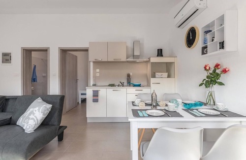 Sveta Nedelja House | Exceptional 4-Bedroom Accommodation in Cere with Pool & Spa