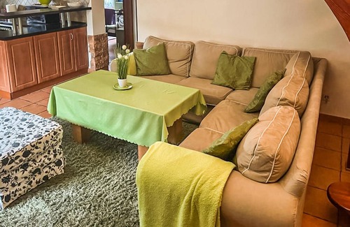 gmina Bedzino House | Idyllic Cottage in Podamirowo with Pool and Lake Views