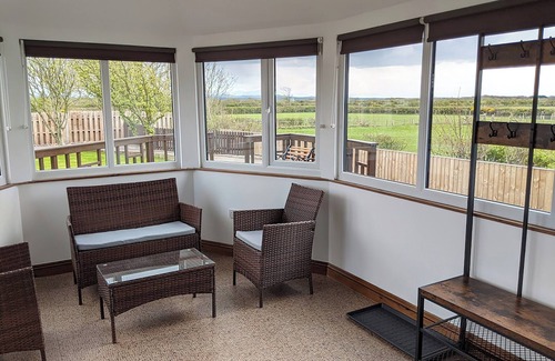 Maryport Cottage | Family-Friendly 4 Bedroom Stay in Mawbray with Ocean Views
