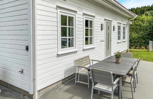 Farsund House | Family-Friendly 4 Bedroom Home in Vanse - Perfect Getaway
