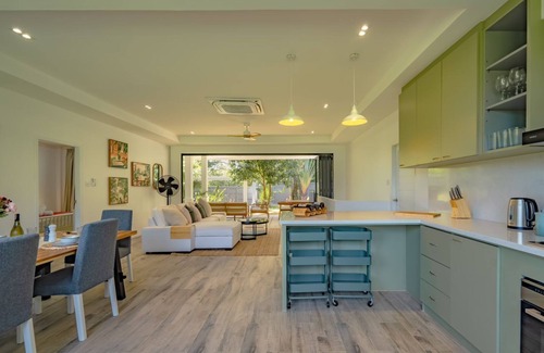 Rawai Villa | Family-Friendly 4 Bedroom Haven for Memorable Getaways