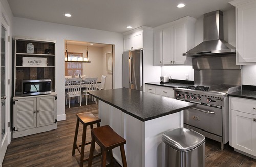 Johnson City House | Child-Friendly 4-Bedroom Home Just Steps from Downtown