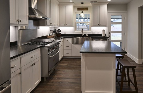 Johnson City House | Child-Friendly 4-Bedroom Home Just Steps from Downtown