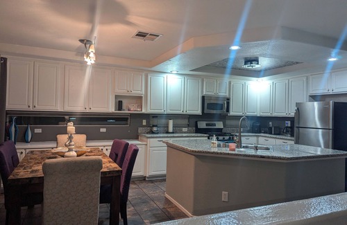 Silverado Ranch House | Perfect Location with Pool, Spa & BBQ - Close to the Strip!