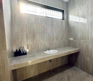 Jakarta House | Welcoming 4-Bedroom Retreat in South Jakarta with Family Amenities