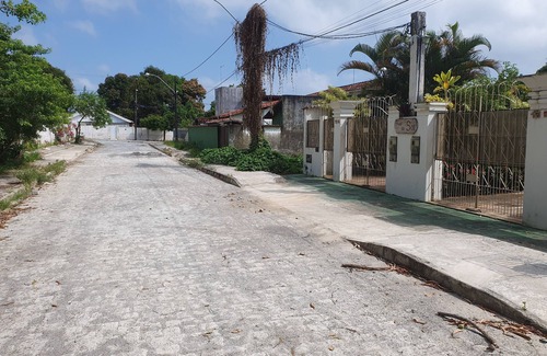 Itaparica House | Beachside Retreat: 4-Bedroom House with Oceanfront Views