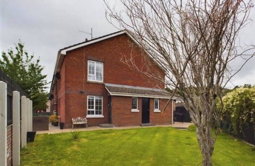 Newry House | 4 Bedroom House in Newry Central