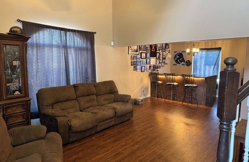 Pear Park House | 4-bedroom house in marvelous Grand Junction with AC, WiFi