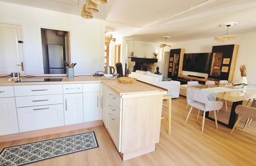 Thenon House | 4 bedroom house with swimming pool in Dordogne, Périgord Noir