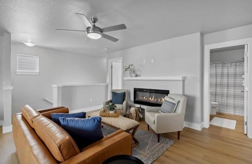 Grimes House | Family-Friendly New Home with 4 Bedrooms in Grimes