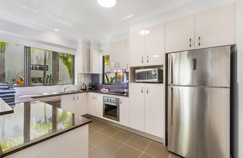 Marcoola Apartment | Inviting 4 Bedroom Poolside Villa with Family-Friendly Perks