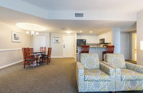 Seabreeze Historic District Condo | Premier 4 Bedroom Penthouse with Hot Tub on Daytona Beach