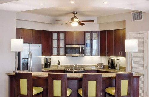 Seabreeze Historic District Condo | Premier 4 Bedroom Penthouse with Hot Tub on Daytona Beach