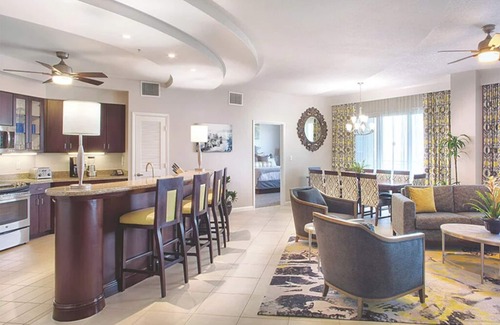 Seabreeze Historic District Condo | Premier 4 Bedroom Penthouse with Hot Tub on Daytona Beach