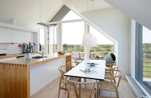 Skagen House | Spacious 4-Bedroom Retreat with Oceanfront Charm in Skagen