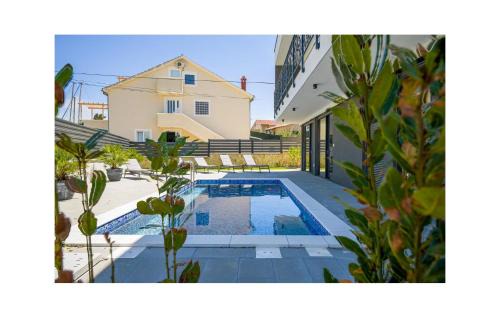 Murter House | 4 Bedroom Stunning Home In Murter