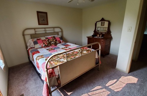 Laurelville Other | Guest Rated 10/10: Family Retreat at Muddy Boots Farm