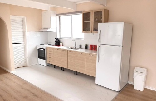 Finley Apartment | Spacious 4 Bedroom Unit in Finley - Ideal for Families