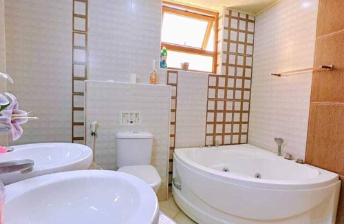 Mombasa Villa | 4-bedroom villa in fabulous Nyali Mombasa Coast of Kenya with WiFi, AC