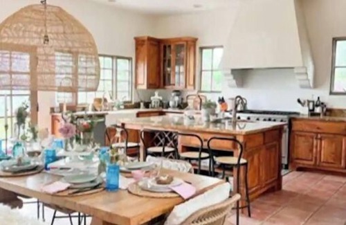 Ventura Villa | Inviting 4-Bedroom Villa with Ocean Views in Ojai