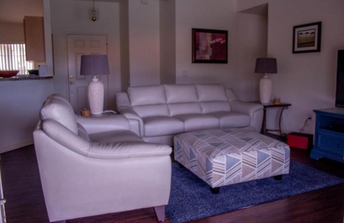 Inverness House | Family-Friendly 4-Bedroom Villa with Free Solar Pool Heating